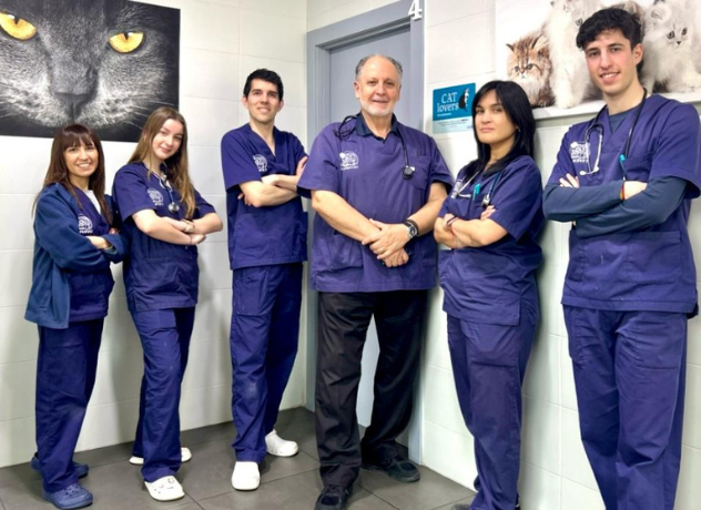 Equipo veterinario Supervet